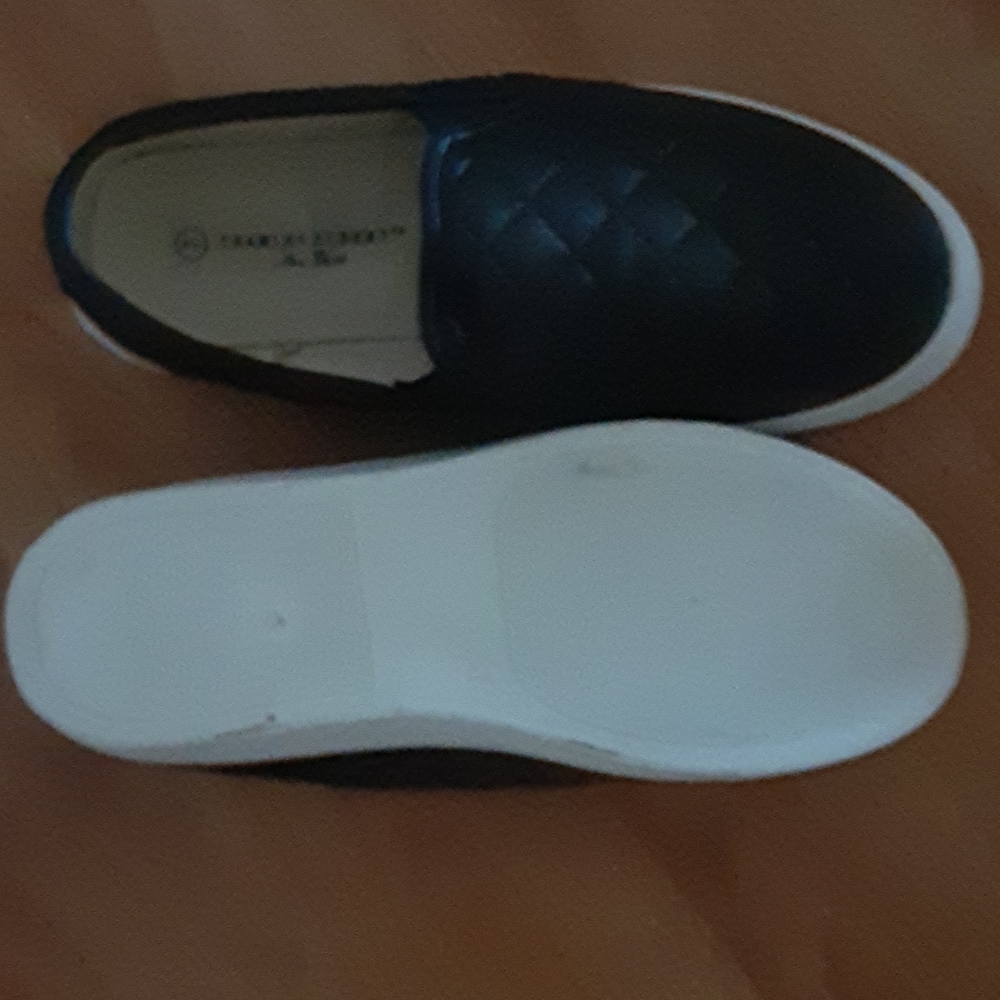 Shoes - Picture 2 of 2